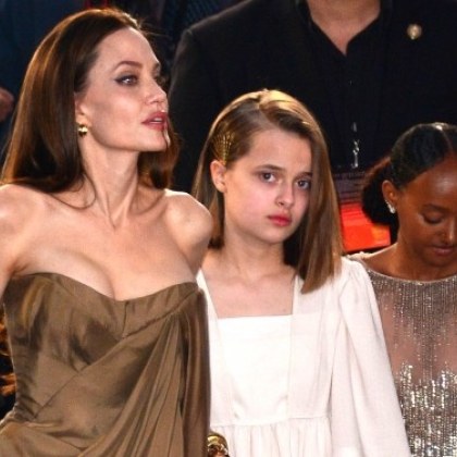 48 годишната холивудска актриса Анджелина Джоли отиде да пазарува с 15 годишната