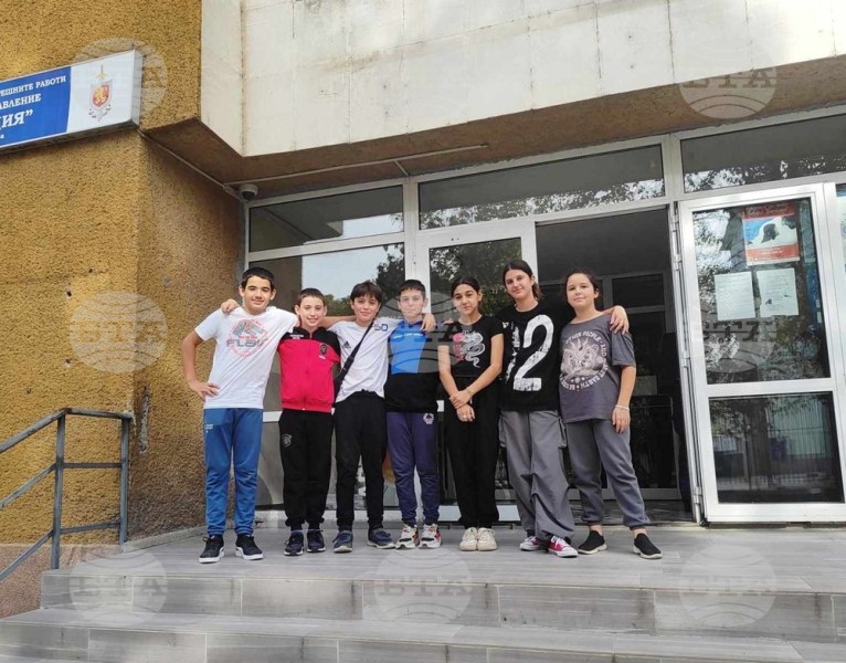 Шестокласници от Средно училище Никола Йонков Вапцаров“ в Силистра намериха