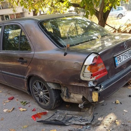 Пловдивчанка алармира за произшествие с материални щети в града под