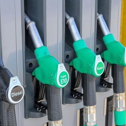От януари месец българските граждани не получават помощи за бензин