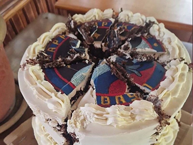 Опитаха се да отровят с торта 77 руски летци