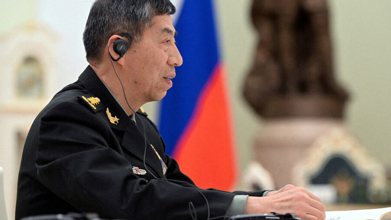 Отстраниха от длъжност китайския министър на отбраната