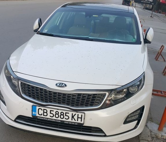 Откраднаха кола от паркинг в София СНИМКИ