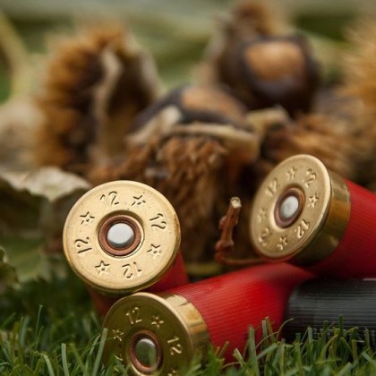60 годишен ловец простреля 39 годишен мъж по време на ловен излет