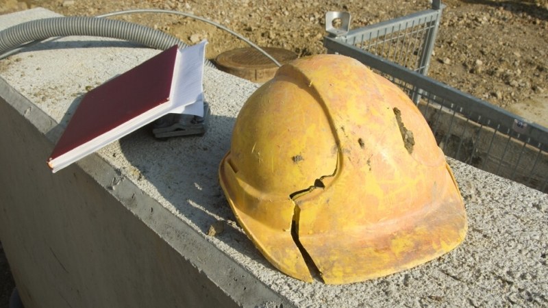 Лоша новина от Германия! Четиримата строителни работници, загинали при рухването