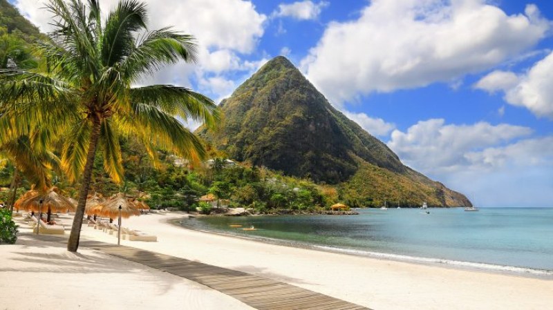 Снимка: Милиардер предлага мечтаната работа на невероятен остров
