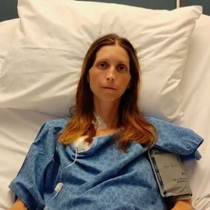 Майка на две деца се нуждае от средства в битката с коварна болест