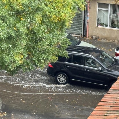 Пловдивчанин: Новите улици по водния проект наистина са водни СНИМКИ