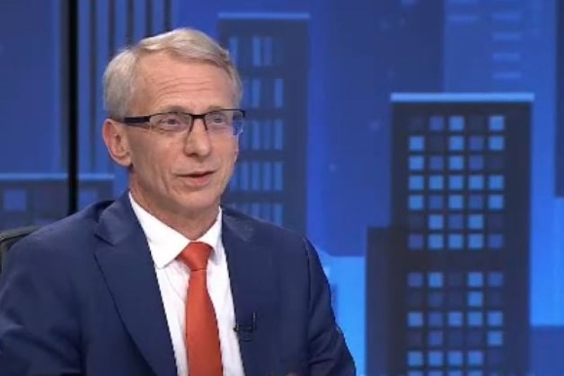 Денков за заложниците: Техните баби и дядовци са живели в България