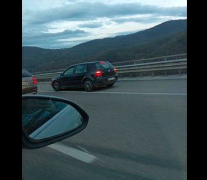 Нагло: Шофьор кара в аварийната лента, за да избегне тапата на АМ 