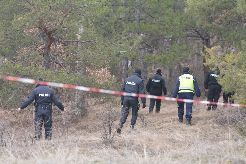 Спелеолог падна от високо и загина