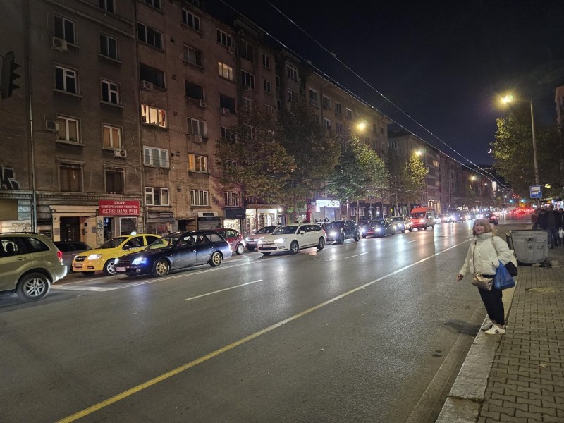 Протестиращите фенове блокираха ключови булеварди