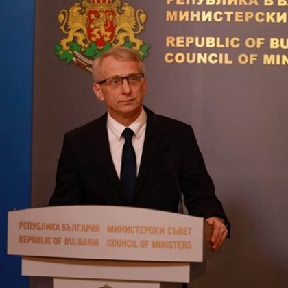 Денков призова президента на ФИФА: Ангажирайте се със случая БФС