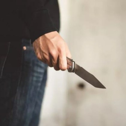 Второкласници са заплашили  нож на свой ученик в основно училище