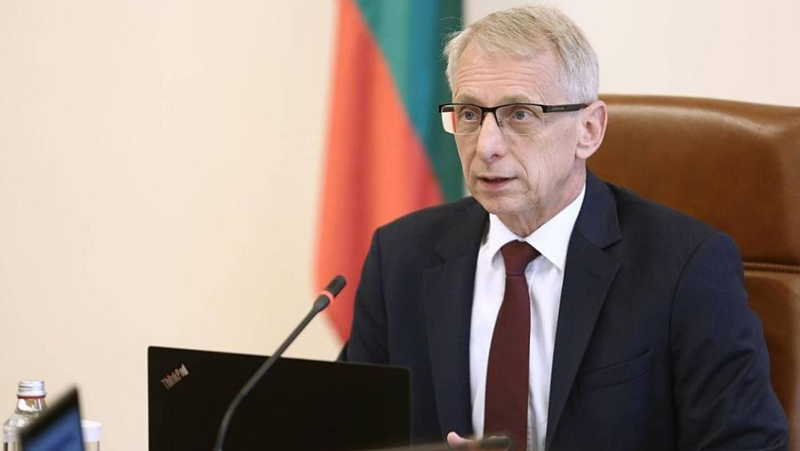 Премиерът Николай Денков уволни зам.-министъра на МВР