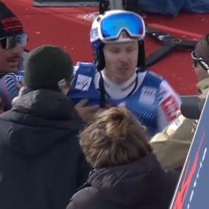 Норвежки скиор Хенрик Кристоферсен атакува екоактивисти които прекъснаха Световната купа