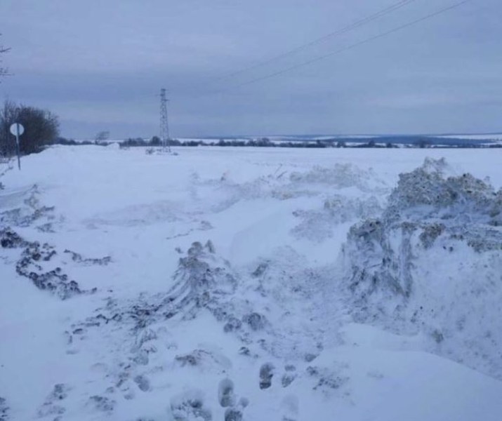 Семейство закъса в снежни преспи край Варна. Как се спасиха?
