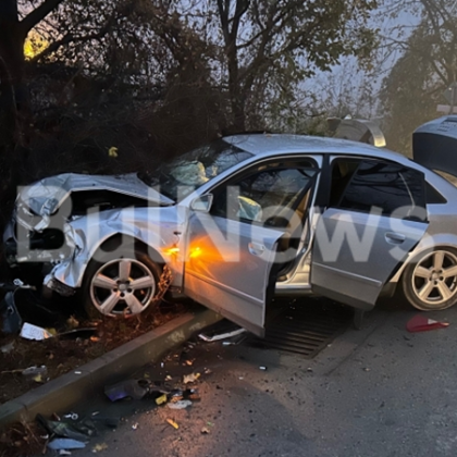 Тежка катастрофа блокира възлов булевард във Враца СНИМКИ