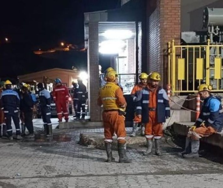Работници загинаха при срутване в мина в Турция