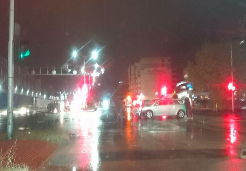Джип и кола се блъснаха на булевард в Пловдив