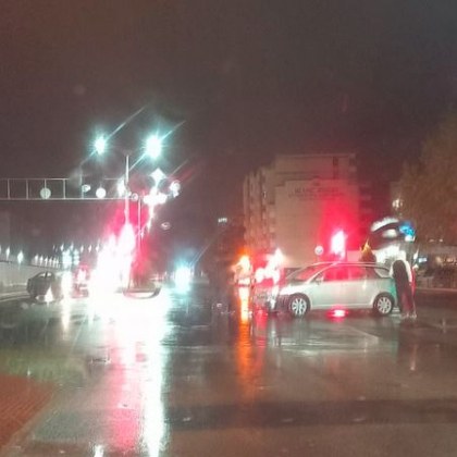 Джип и кола се блъснаха на булевард в Пловдив