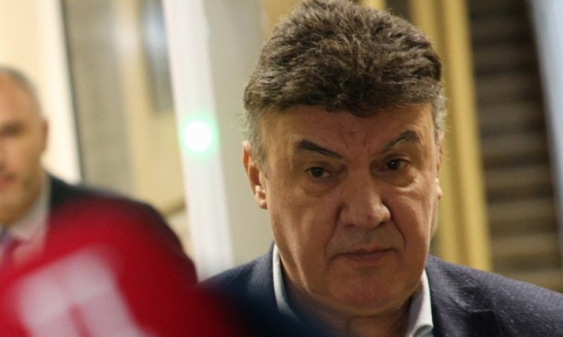 Президентът на БФС Борислав Михайлов подаде оставка. Това обяви самият