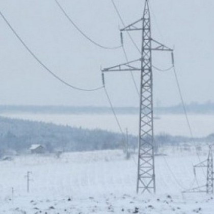 Общо 32 села в област Сливен са без ток съобщиха