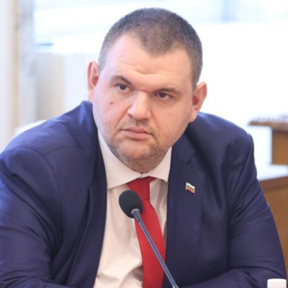 Председателят на ДСП Делян Пеевски изпрати отворено писмо до премиера