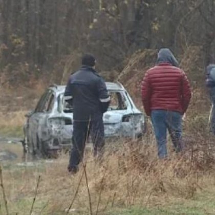 Откриха опожарен автомобил край пътя близо до Мало Бучино Най вероятно