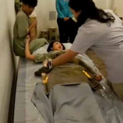 Посещението на жена в клиника в Банкок за сеанс на