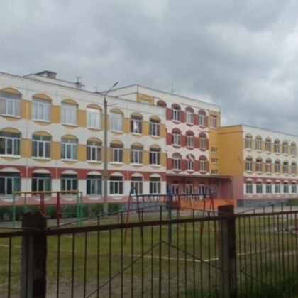 В руския град Брянск 14 годишно момиче е открило стрелба в училище