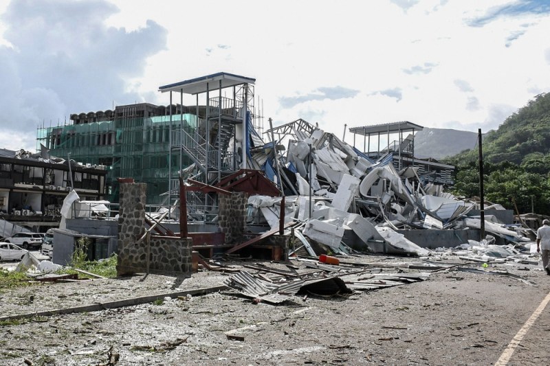Обявиха извънредно положение на Сейшелските острови ВИДЕО