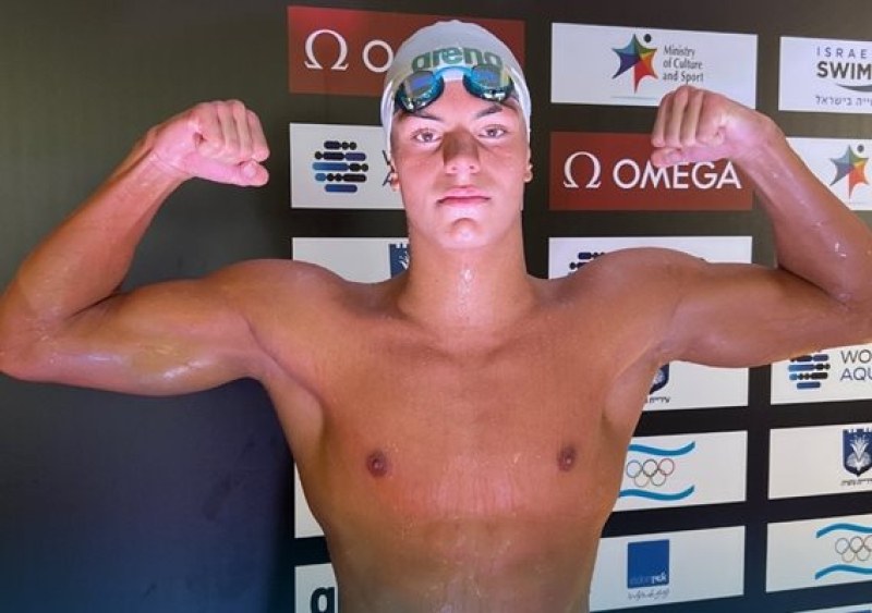 Петър Мицин ще плува в първия си финал на голямо