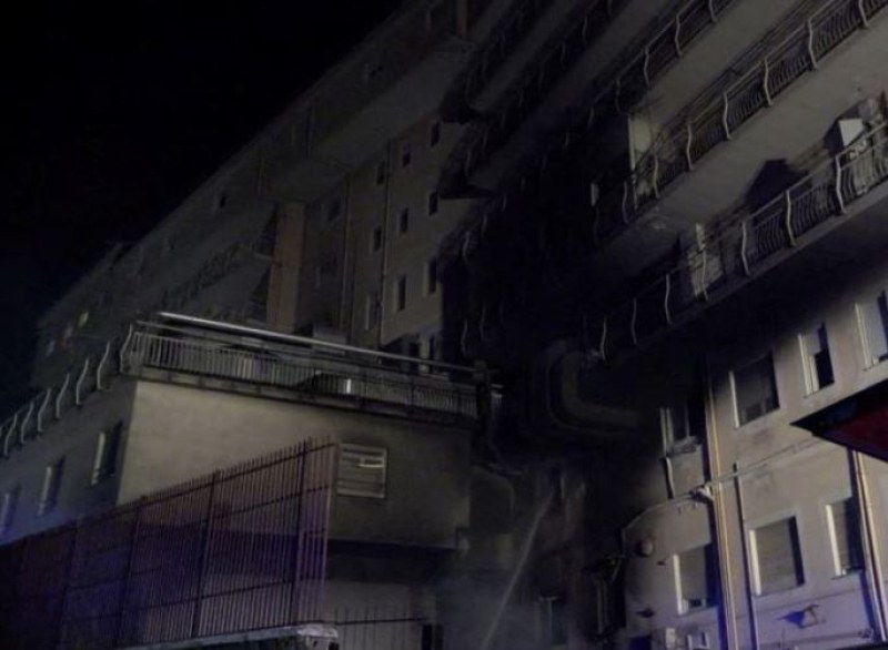 Пожар в болница до Рим, има жертви