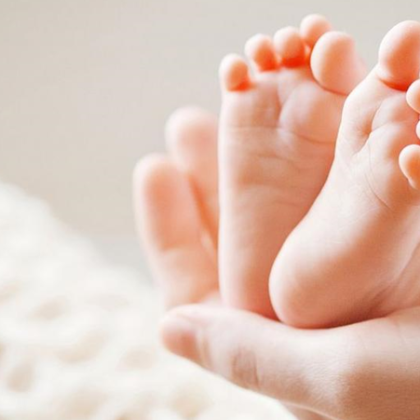 Откриха тяло на новородено бебе пред сграда във великобританския град Ипсуич съобщава
