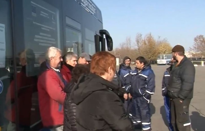Служители на градския транспорт излизат на протест