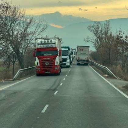 Катастрофа на Околовръстното на Пловдив, има голямо задръстване
