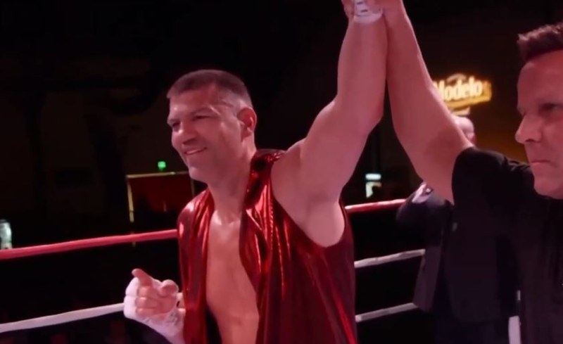 Тервел Пулев с категорична победа на боксовия ринг в САЩ
