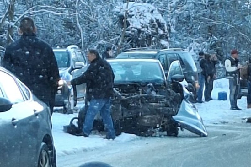 Жена е пострадала при катастрофата на пътя Асеновград - Смолян,