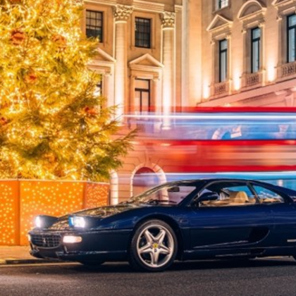 Суперавтомобил Ferrari F355 от 1995 г  е пуснат за продажба във Великобритания Колата