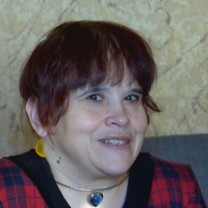 Жена от столицата откри осиновената си сестра 52 години по късно По лесното