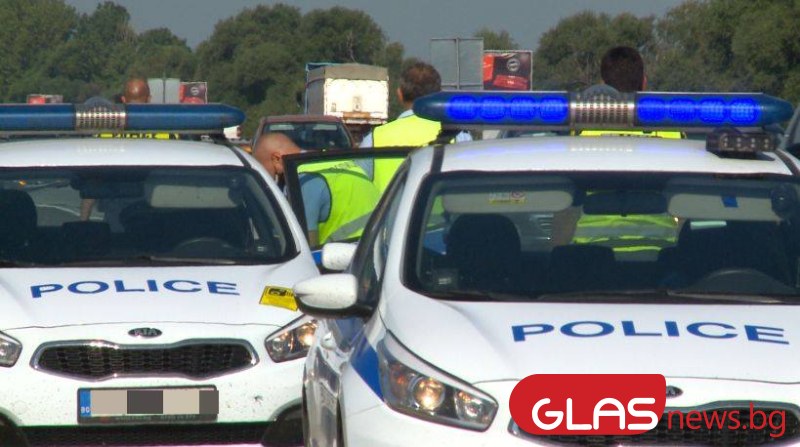 Полицаи спряха джигит до Пловдив - дойде негов познат, за да им даде подкуп