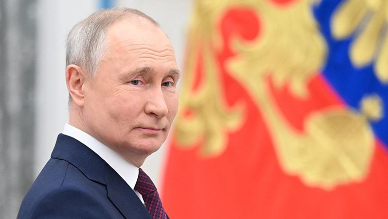 Путин подаде в ЦИК документите си за участие в президентските избори