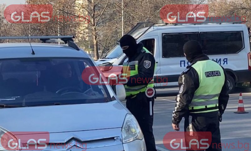 Полицаи от Димитровград задържаха мъж, опитал се да ги подкупи,