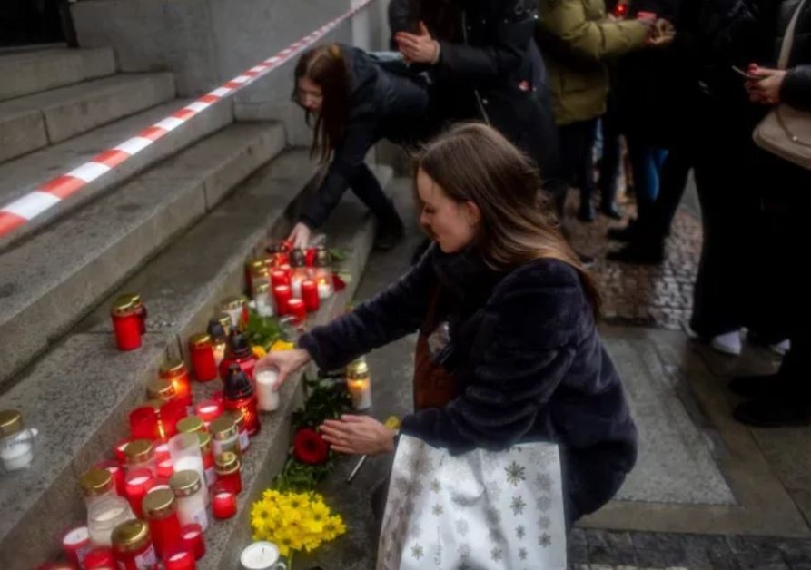 Ден на траур в Чехия в памет на жертвите на масовата стрелба