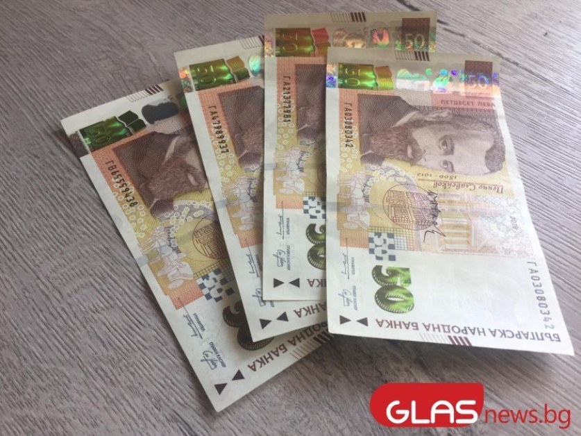 Какъв трябва да е размерът на възнагражденията за труд на Коледа