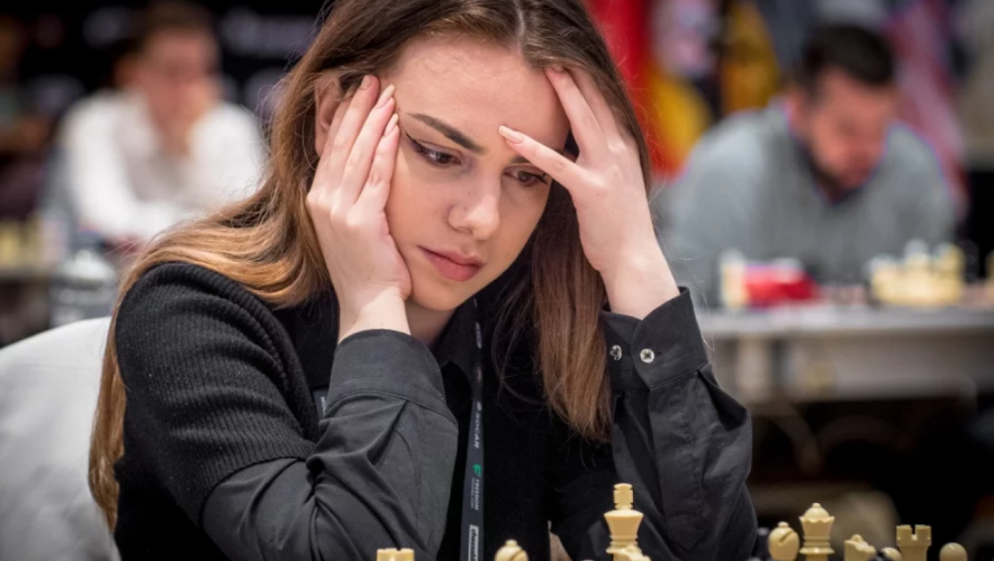 Нургюл Салимова с първа загуба на Световното по ускорен шахмат