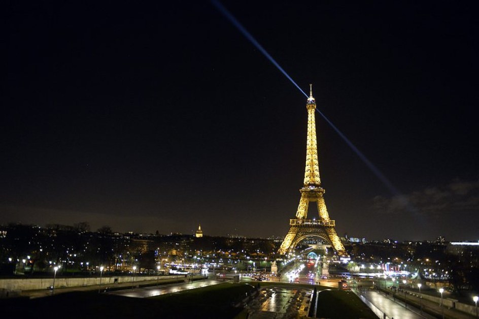 Повишена терористична заплаха във Франция за новогодишната нощ