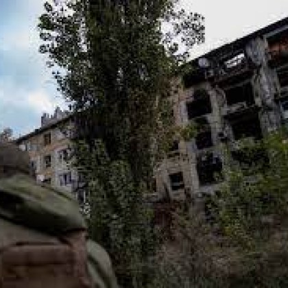 Освен масираните бомбардировки и въздушни атаки Русия атакува вчера Украйна