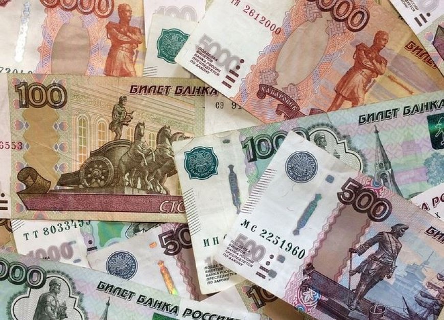 Това са най-губещите валути през отминалата година